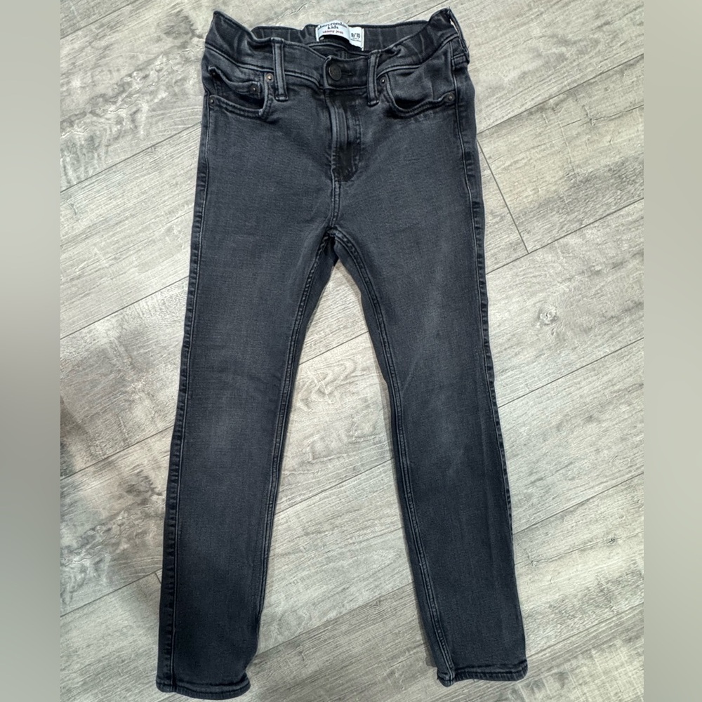 Abercrombie & Fitch Dark Gray Skinny Jeans